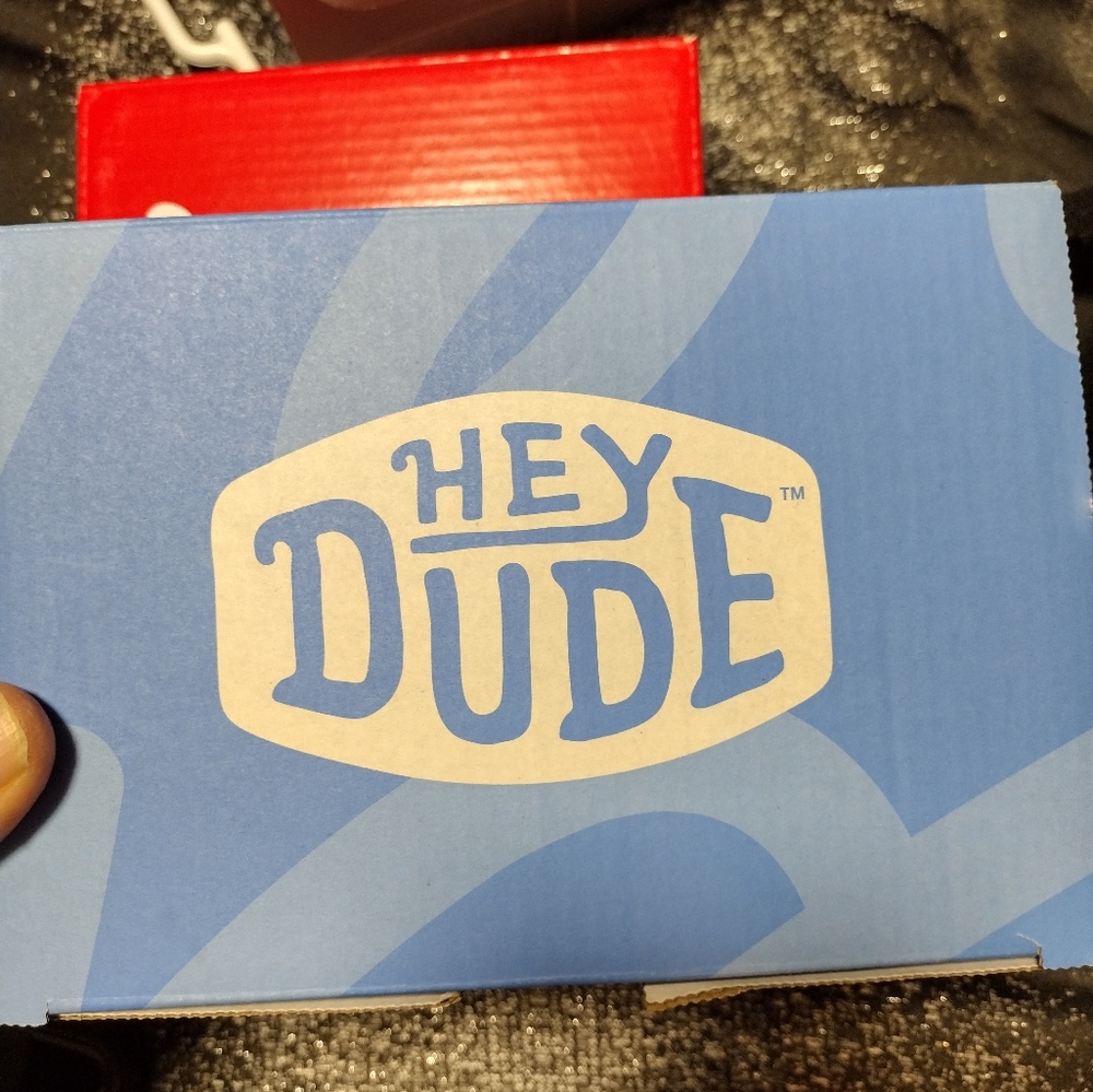 Hey dude girls'